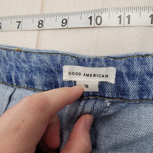 Good American good girl petite jeans high rise medium wash - Picture 6 of 9